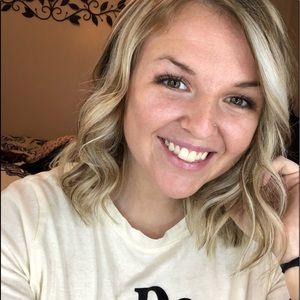 Meet your Posher, Melissa